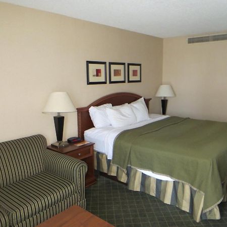 Howard Johnson แกรนด์ฟอร์กส์ ภายนอก รูปภาพ