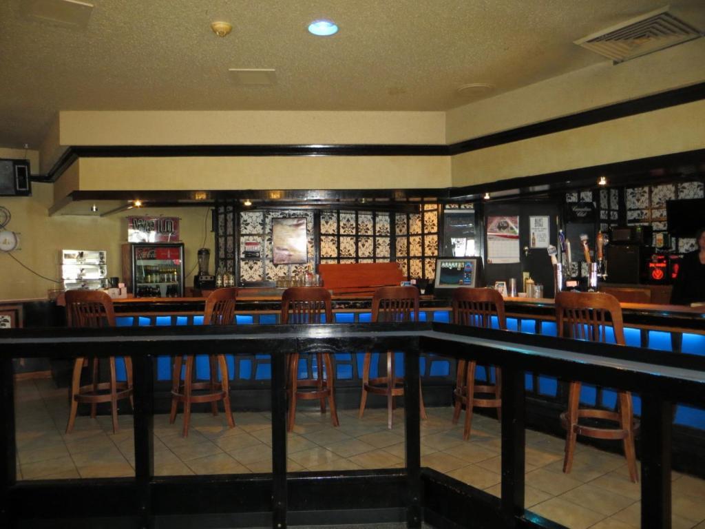 Howard Johnson แกรนด์ฟอร์กส์ ภายนอก รูปภาพ