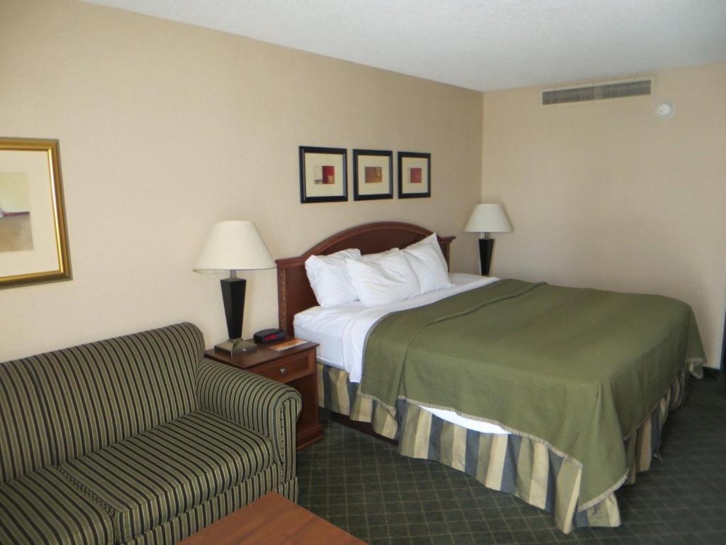 Howard Johnson แกรนด์ฟอร์กส์ ภายนอก รูปภาพ